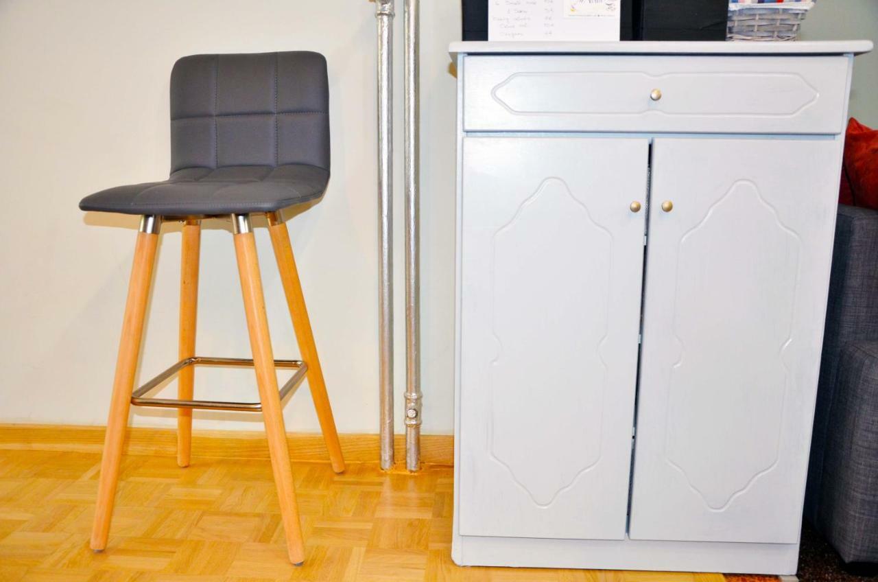 公寓 Mia's Cozy Flat In Ermou, 3 Min From 