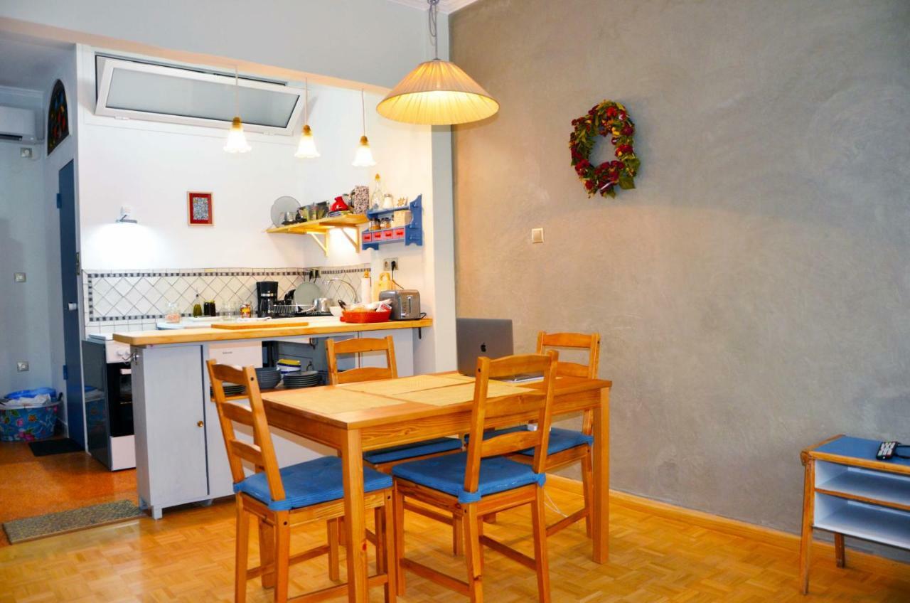 公寓 Mia's Cozy Flat In Ermou, 3 Min From 